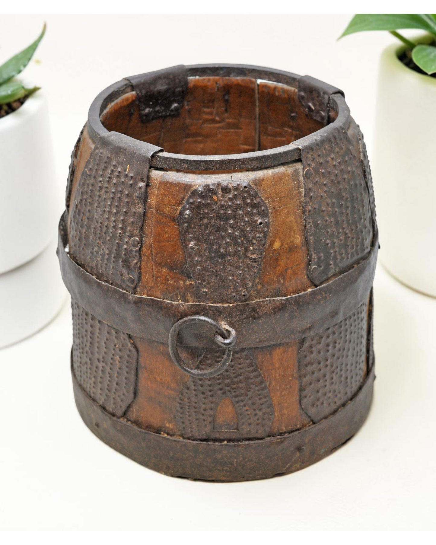 Antique Wooden Iron Round Grain Measurement Mana Pot Original Old Very Fine Crafted