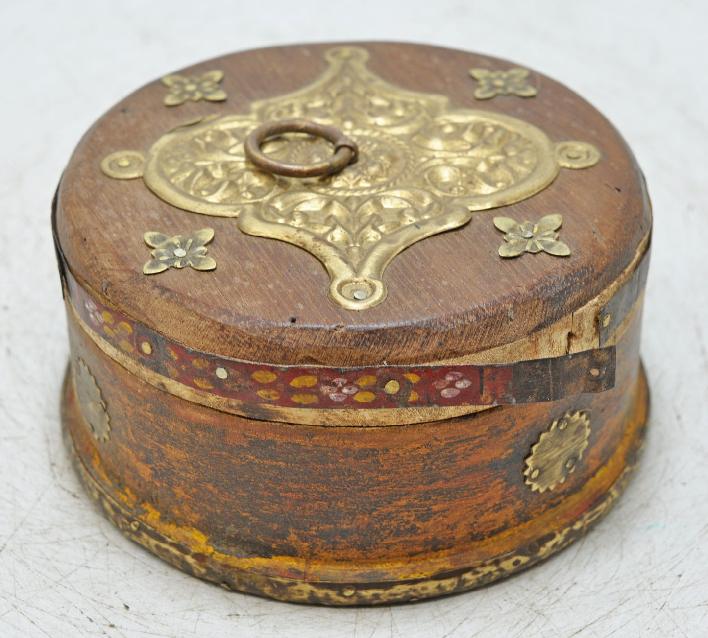Vintage Wooden Round Kum Kum Powder Tika Box Original Old Fine Brass Fitted