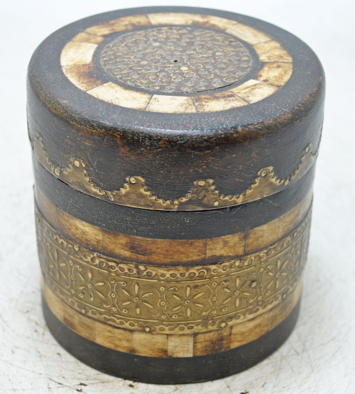 Vintage Wooden Round Box Original Old Hand Crafted Brass Fitted