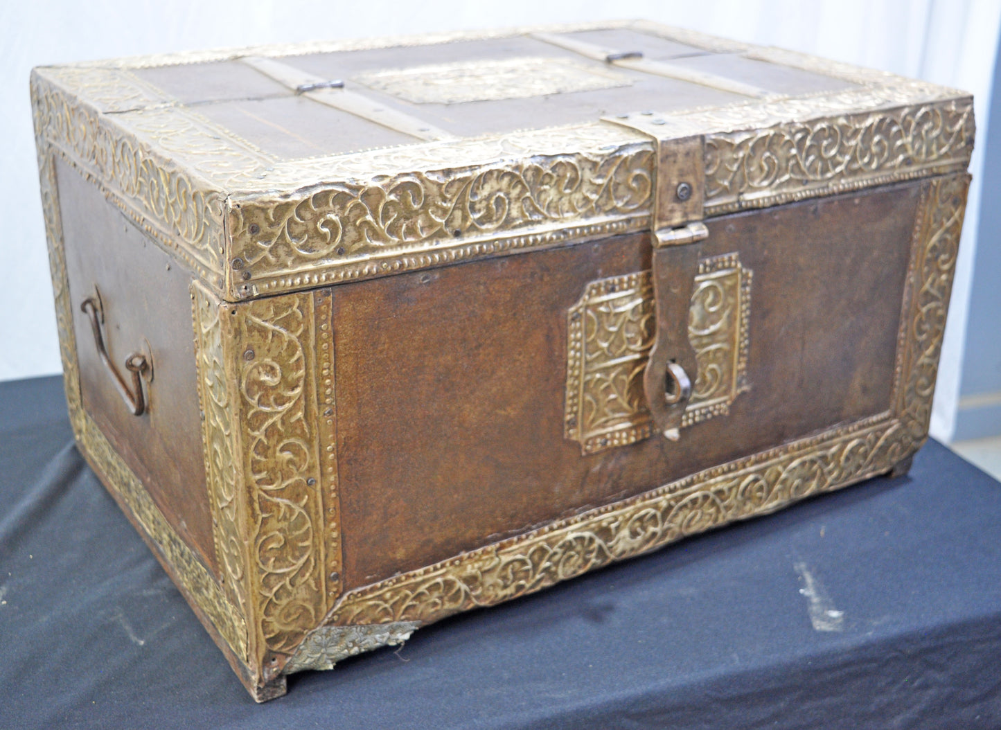 Antique Wooden Large Size Storage Chest Box Original Old Fine Hand Crafted Brass Fitted