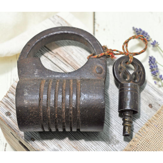 Antique Iron Spring Lever System Pad Lock Original Old Hand Crafted