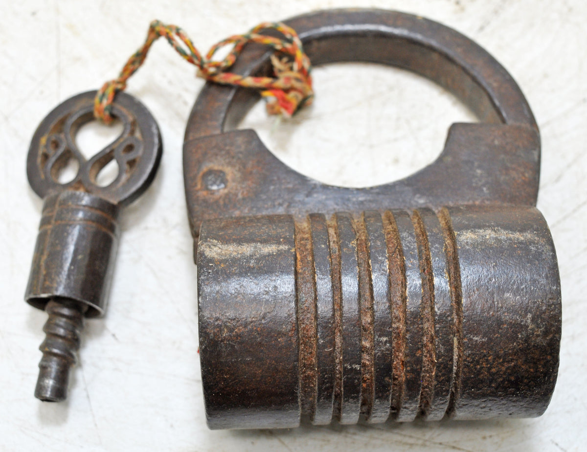 Antique Iron Spring Lever System Pad Lock Original Old Hand Crafted
