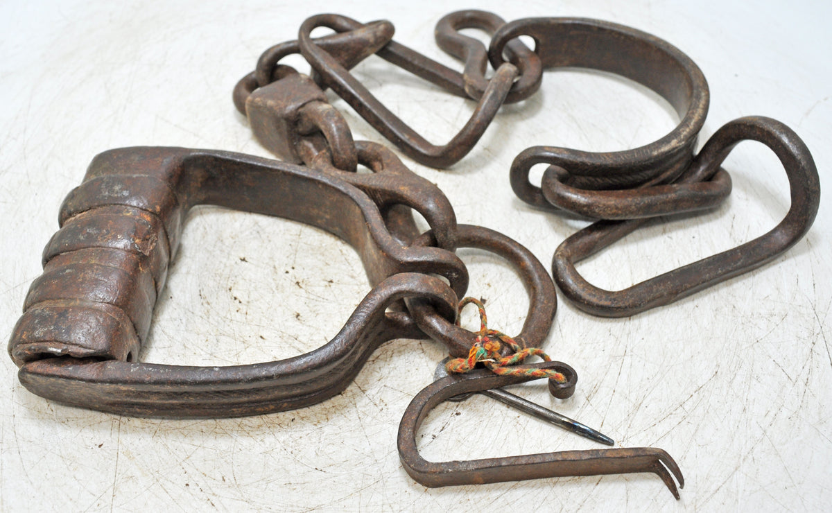 Antique Iron Large Heavy Camel Chain Lock Original Old Hand Crafted