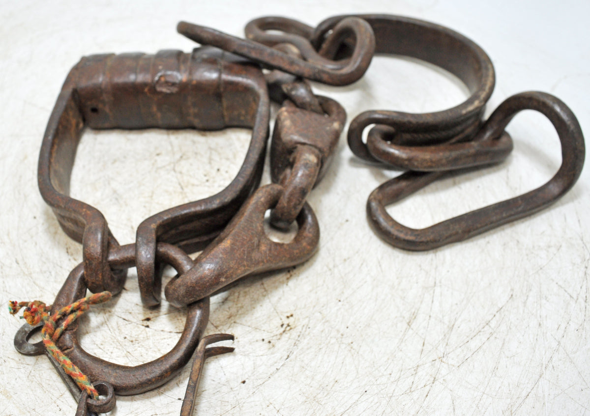 Antique Iron Large Heavy Camel Chain Lock Original Old Hand Crafted
