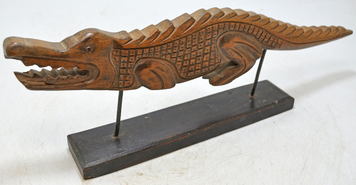 Vintage Wooden Alligator Figurine Original Old Hand Carved